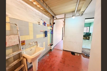 Casa à venda com 300m², 4 quartos e 6 vagasÁrea de Serviço