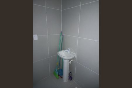 Apartamento para alugar com 47m², 2 quartos e sem vagaBanheiro