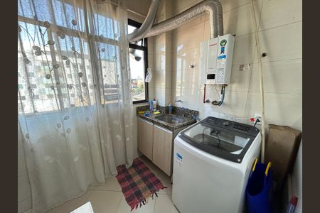 Apartamento à venda com 174m², 3 quartos e 1 vagaÁrea de Serviço