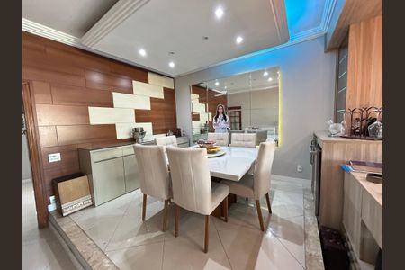 Apartamento à venda com 174m², 3 quartos e 1 vagaSala de Jantar