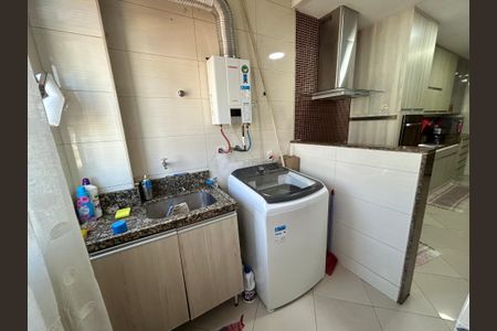 Apartamento à venda com 174m², 3 quartos e 1 vagaÁrea de Serviço