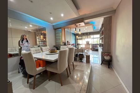 Apartamento à venda com 174m², 3 quartos e 1 vagaSala de Jantar