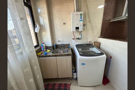 Apartamento à venda com 174m², 3 quartos e 1 vagaÁrea de Serviço