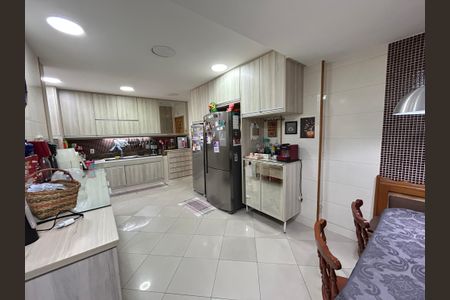 Apartamento à venda com 174m², 3 quartos e 1 vagaCozinha