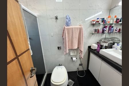 Apartamento à venda com 174m², 3 quartos e 1 vagaBanheiro da Suíte