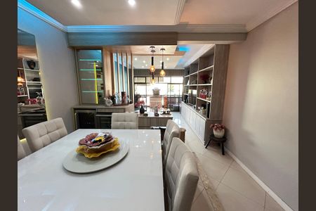 Apartamento à venda com 174m², 3 quartos e 1 vagaSala de Jantar