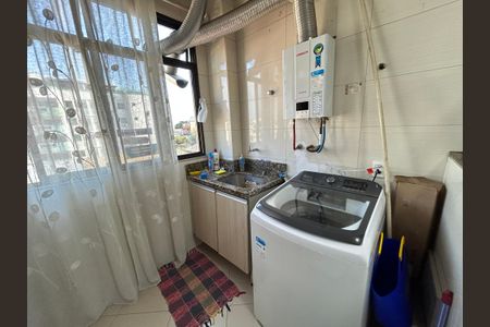 Apartamento à venda com 174m², 3 quartos e 1 vagaÁrea de Serviço