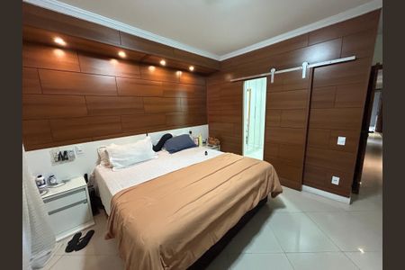 Apartamento à venda com 174m², 3 quartos e 1 vagaSuíte