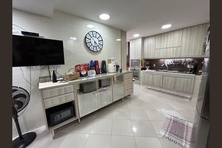 Apartamento à venda com 174m², 3 quartos e 1 vagaCozinha
