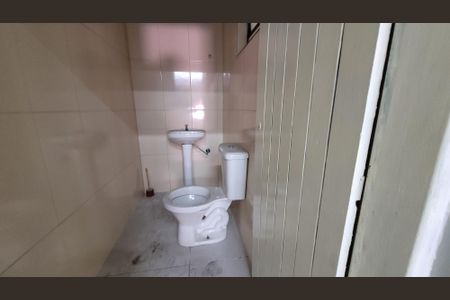 Casa para alugar com 260m², 2 quartos e 2 vagasBanheiro serviço