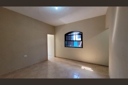 Casa para alugar com 260m², 2 quartos e 2 vagasSala