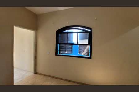 Casa para alugar com 260m², 2 quartos e 2 vagasSala