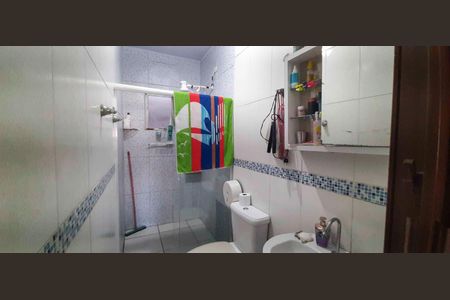 Casa à venda com 60m², 4 quartos e sem vagaCasa 1 - Banheiro