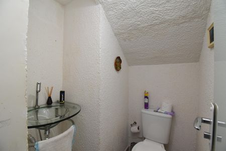 Casa de condomínio para alugar com 120m², 3 quartos e 3 vagasLavabo