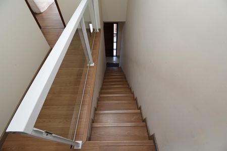 Casa de condomínio para alugar com 120m², 3 quartos e 3 vagasCorredor/Escada