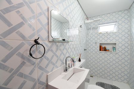 Casa de condomínio para alugar com 120m², 3 quartos e 3 vagasBanheiro 2