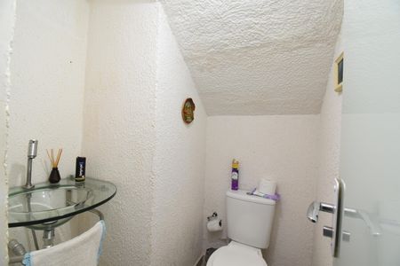 Casa de condomínio para alugar com 120m², 3 quartos e 3 vagasLavabo