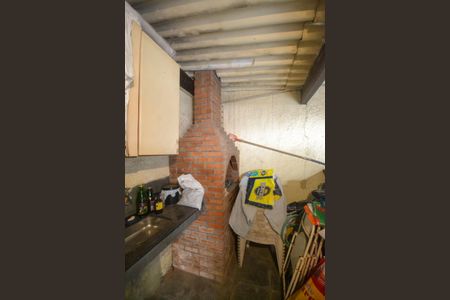 Casa para alugar com 184m², 4 quartos e 2 vagasÁrea comum - Churrasqueira