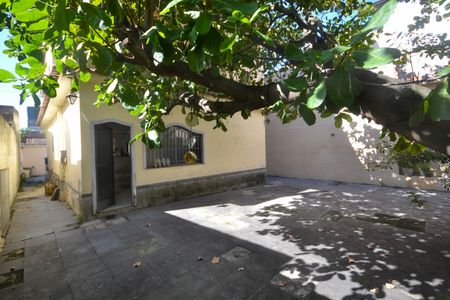 Casa para alugar com 184m², 4 quartos e 2 vagasQuintal