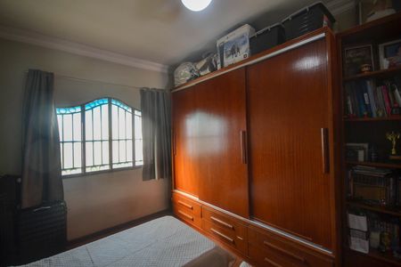 Casa para alugar com 184m², 4 quartos e 2 vagasQuarto 3- Suíte