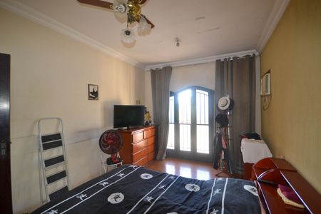 Casa para alugar com 184m², 4 quartos e 2 vagasQuarto 2-Suíte