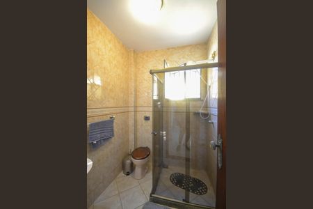 Casa para alugar com 184m², 4 quartos e 2 vagasBanheiro Social