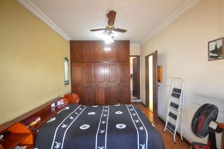 Casa para alugar com 184m², 4 quartos e 2 vagasQuarto 2-Suíte