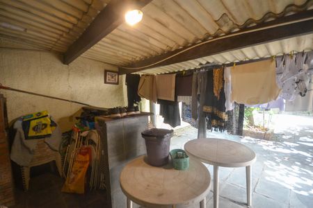 Casa para alugar com 184m², 4 quartos e 2 vagasÁrea comum - Churrasqueira