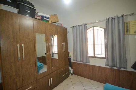 Casa para alugar com 184m², 4 quartos e 2 vagasQuarto 1