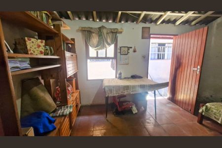 Casa à venda com 4 quartos, 240m² em Cidade Dutra, São Paulo