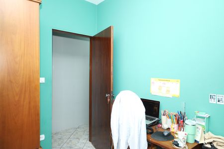 Casa à venda com 250m², 3 quartos e 5 vagasQuarto 2