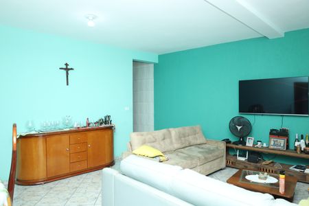 Casa à venda com 250m², 3 quartos e 5 vagasSala