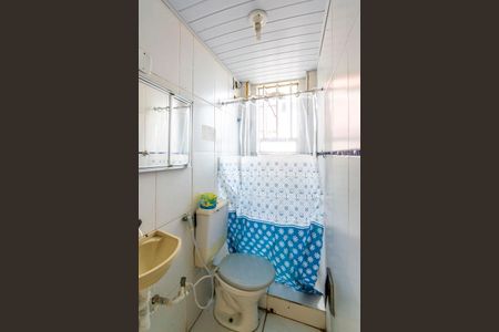 Banheiro de apartamento para alugar com 1 quarto, 40m² em Irajá, Rio de Janeiro