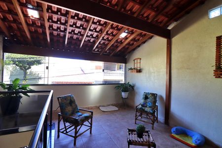 Casa à venda com 160m², 3 quartos e 1 vagaVaranda 