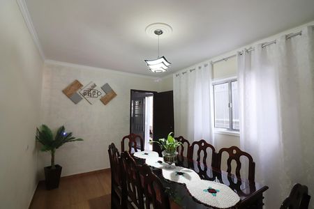 Casa à venda com 160m², 3 quartos e 1 vagaCopa 