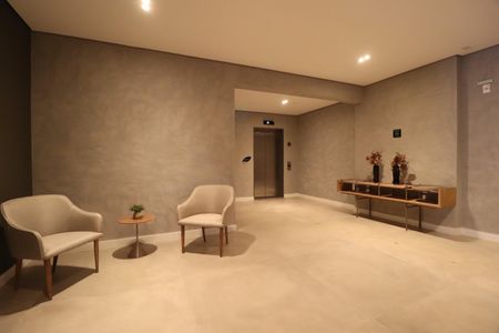 Apartamento para alugar com 96m², 3 quartos e 2 vagasHall social