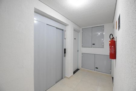 Apartamento para alugar com 81m², 2 quartos e 1 vagaÁrea comum