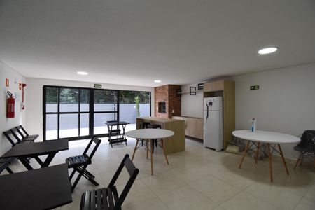 Apartamento para alugar com 81m², 2 quartos e 1 vagaÁrea comum - Salão de festas