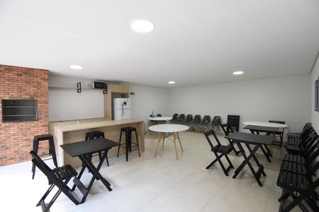 Apartamento para alugar com 81m², 2 quartos e 1 vagaÁrea comum - Salão de festas