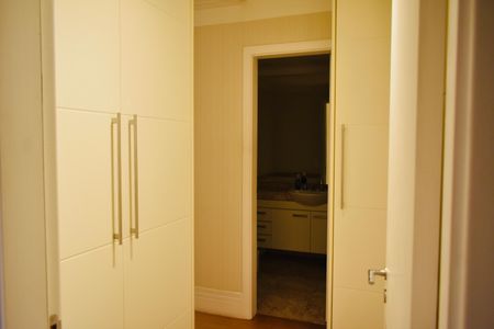 Apartamento à venda com 180m², 3 quartos e sem vagaSuíte 1