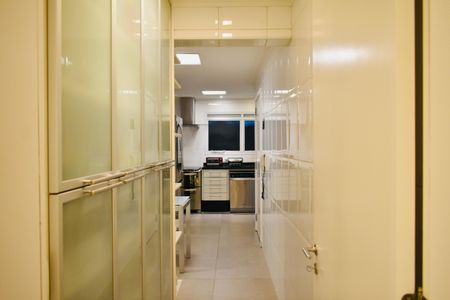 Apartamento à venda com 180m², 3 quartos e sem vagaCozinha