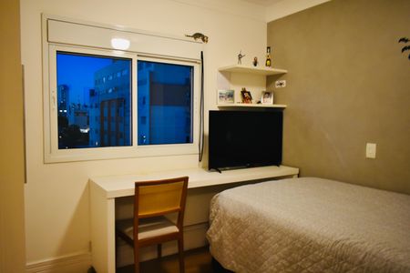 Apartamento à venda com 180m², 3 quartos e sem vagaSuíte 2