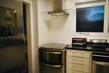 Apartamento à venda com 180m², 3 quartos e sem vagaCozinha