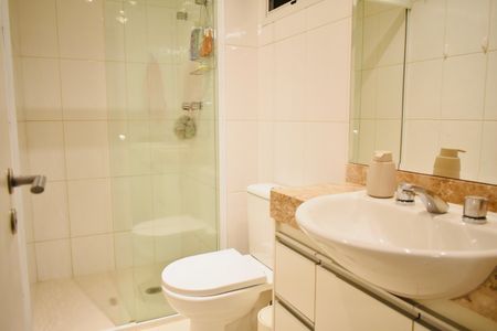 Apartamento à venda com 180m², 3 quartos e sem vagaBanheiro da Suíte 3