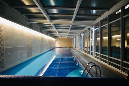 Apartamento à venda com 180m², 3 quartos e sem vagaÁrea comum - Piscina Aquecida