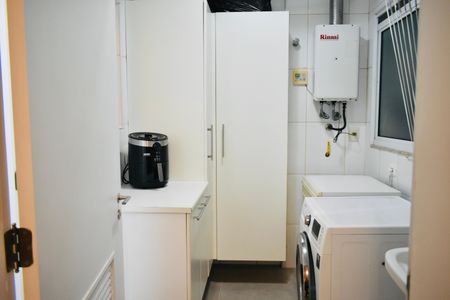 Apartamento à venda com 180m², 3 quartos e sem vagaÁrea de Serviço