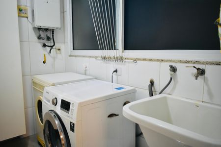 Apartamento à venda com 180m², 3 quartos e sem vagaÁrea de Serviço