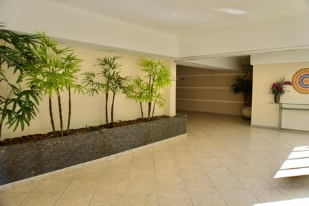 Apartamento à venda com 80m², 3 quartos e 2 vagasÁrea Comum - Hall de Entrada