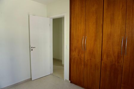 Apartamento à venda com 80m², 3 quartos e 2 vagasQuarto 2