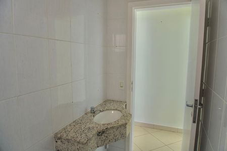 Apartamento à venda com 80m², 3 quartos e 2 vagasBanheiro